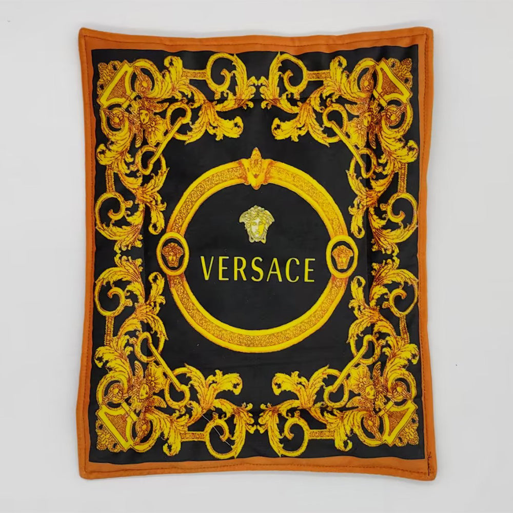 DoggieDeluxe™ Luxury Flannel Mat