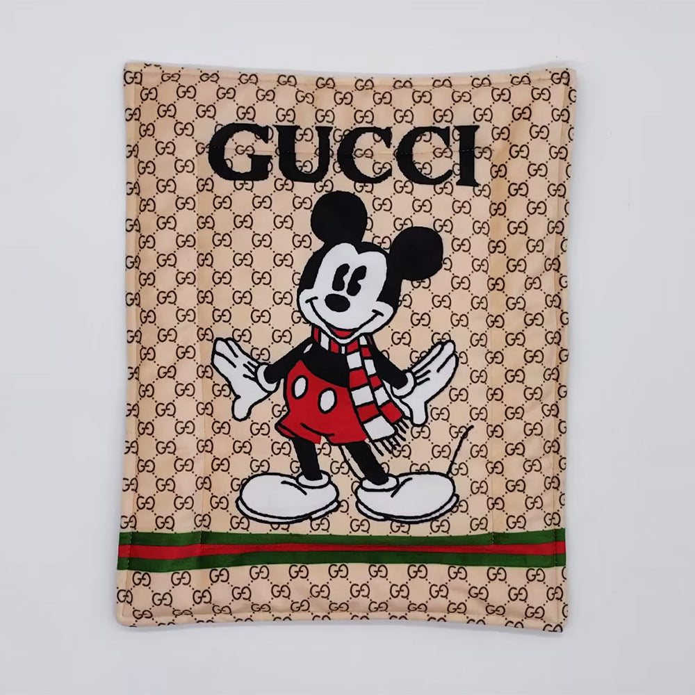 DoggieDeluxe™ Luxury Flannel Mat