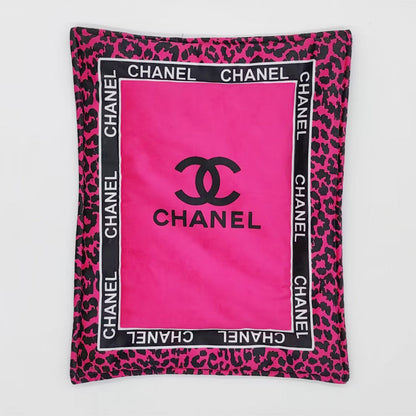 DoggieDeluxe™ Luxury Flannel Mat